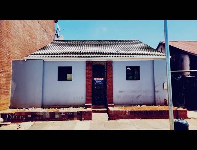 7 BEDROOM FREESTANDING FOR SALE IN PIETERMARITZBURG CENTRAL